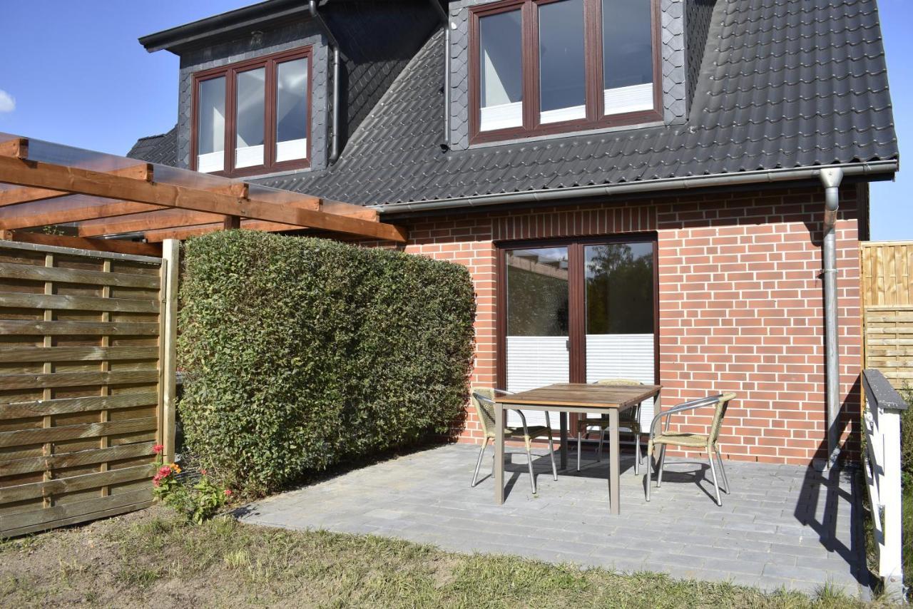 Pension Zur Schleuse Garni Am Elbe Luebeck - Kanal In Witzeeze Exterior foto